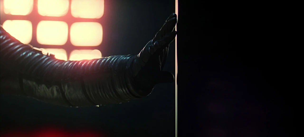 Tư liệu hình — 2001: A Space Odyssey — 2001-space-odyssey-shot-13