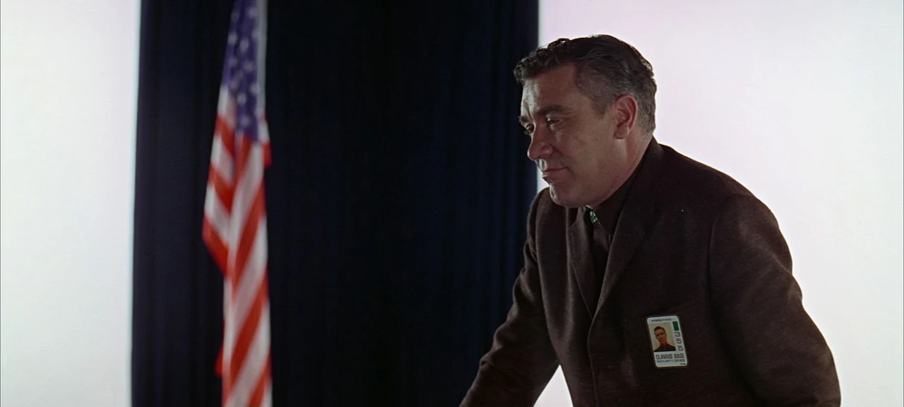Tư liệu hình — 2001: A Space Odyssey — 2001-space-odyssey-shot-12