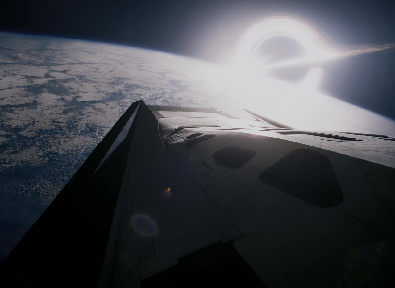 Tư liệu hình — Interstellar — interstellar-dneg-shot-03