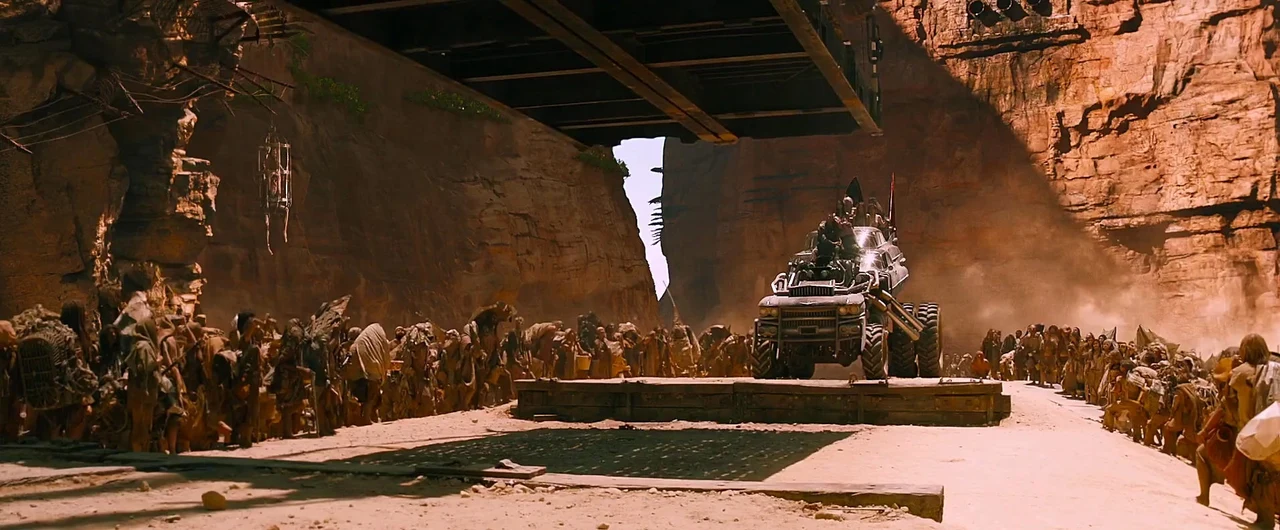 Tư liệu hình — Mad Max: Fury Road — madmax-shot-14