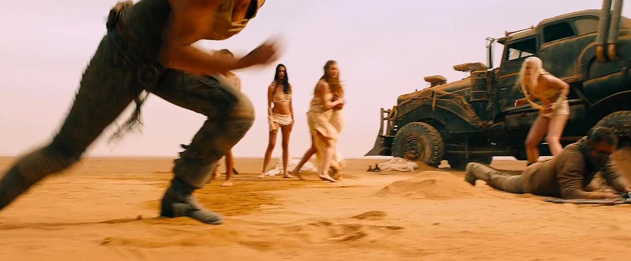 Tư liệu hình — Mad Max: Fury Road — madmax-shot-05